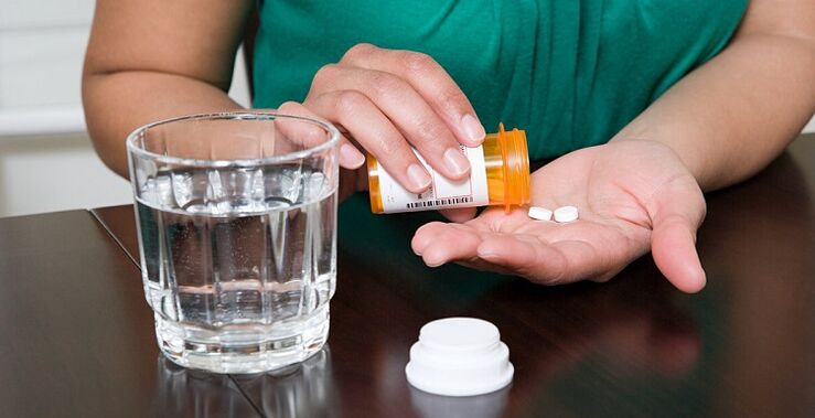 prendre des pilules pour soulager les douleurs dans le bas du dos