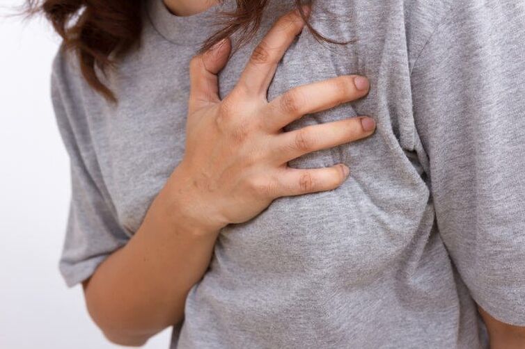 Crise cardiaque comme cause de douleur dans les omoplates.